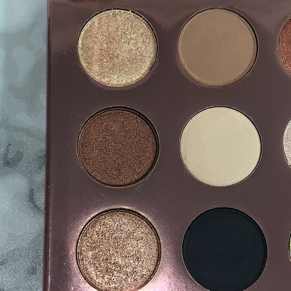 I Think I Love You COLOURPOP 12-PAN PRESSED POWDER SHADOW PALETTE - Picture 3 of 13